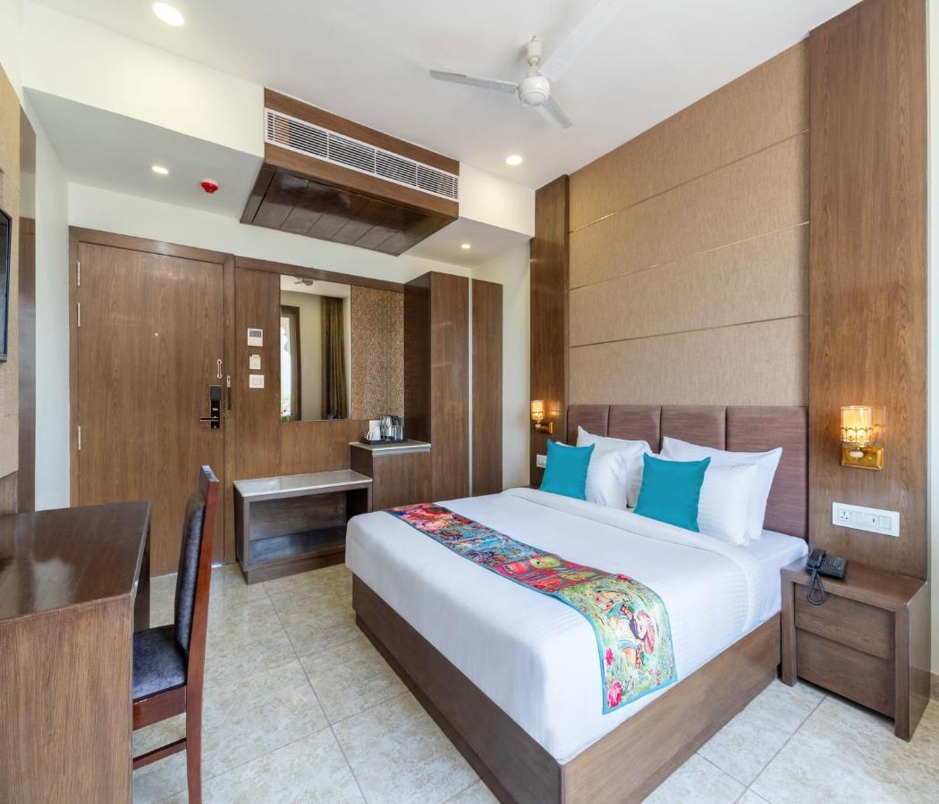 Hotel Pandora Grand, Udaipur- Nestled In Nature Wrapped In Luxury المظهر الخارجي الصورة