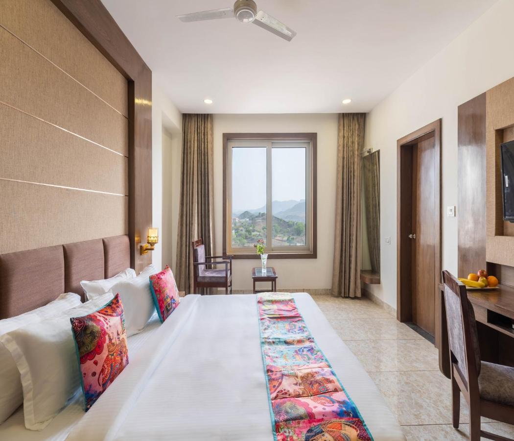Hotel Pandora Grand, Udaipur- Nestled In Nature Wrapped In Luxury المظهر الخارجي الصورة
