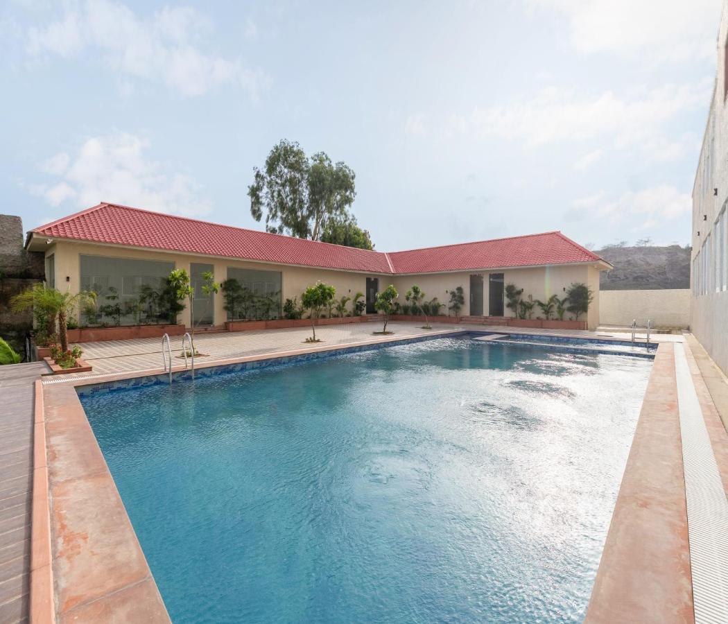 Hotel Pandora Grand, Udaipur- Nestled In Nature Wrapped In Luxury المظهر الخارجي الصورة